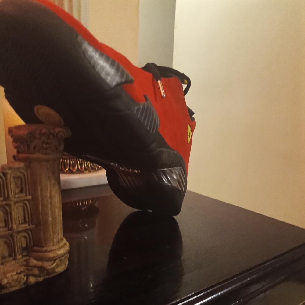 Very rare Jordan retro 14 Ferrari  From 2017  First Release, Worn Once OG Box - Picture 6 of 7